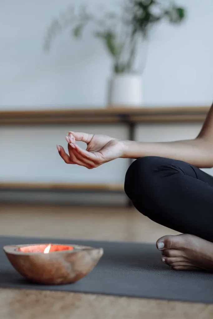 Shuni Mudra